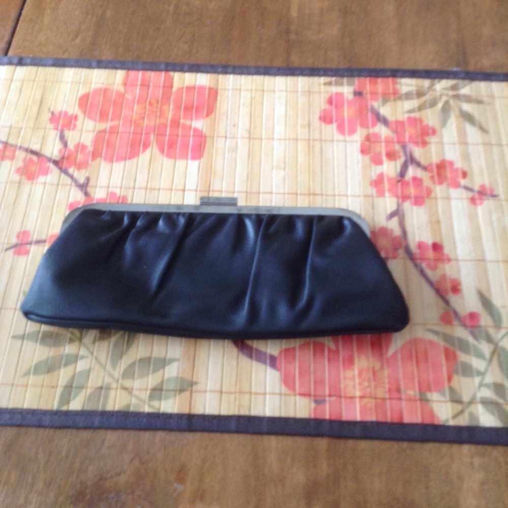 Express Leather Clutch
